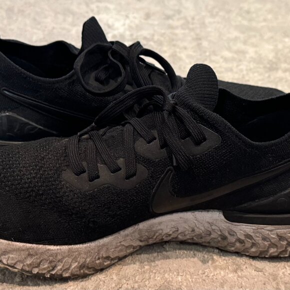 Nike BQ8928 002 Epic React Flyknit 2 Black White Men Tennis sneaker running B - Picture 10 of 15